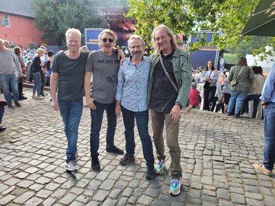 Kultband HIER GEHT WAS