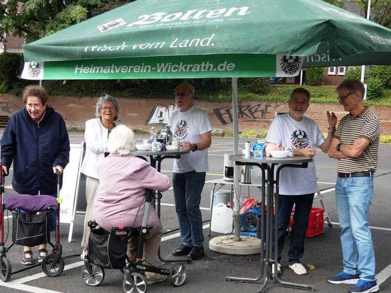 HuVV auf dem Wickrather Wochenmarkt