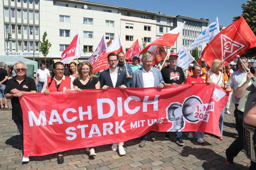 1. Mai: Demo von Gladbach nach Rheydt