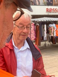 Franjo Schiller am Infostand | Bildquelle: ÖDP